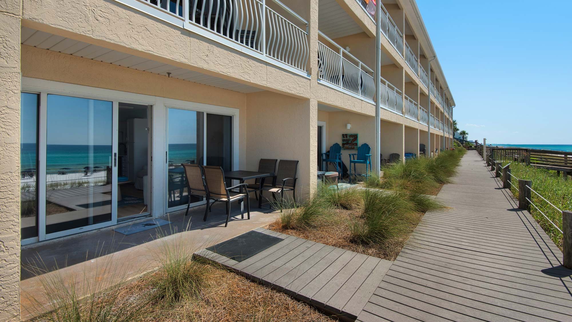 Crystal Sands 111B - Walkover to beach