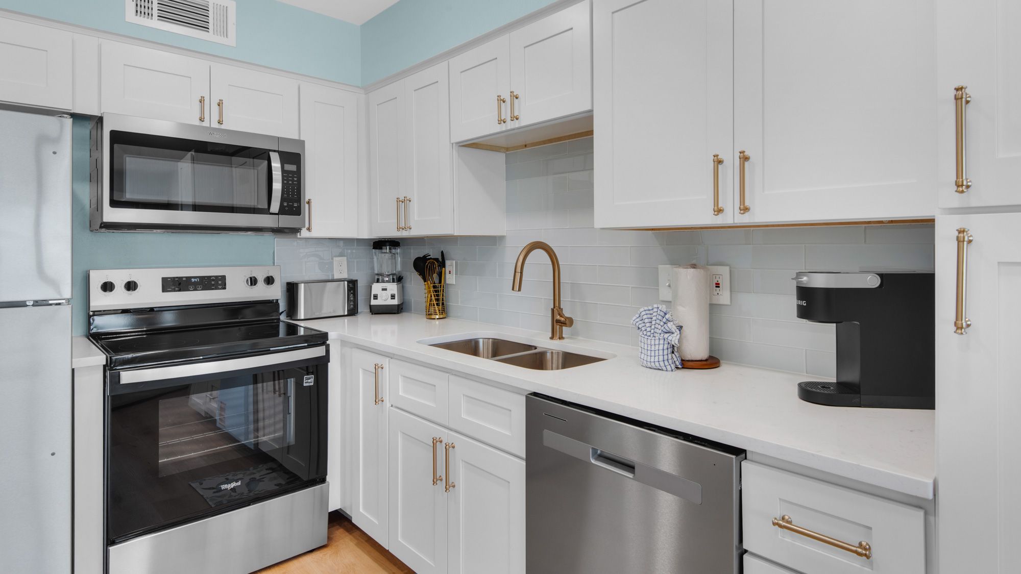 Crystal Sands 111B - Kitchen 