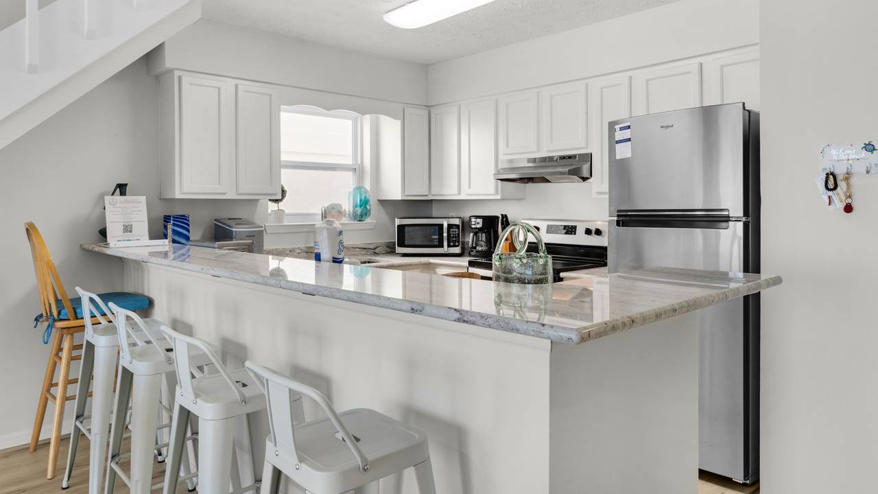 Eastern Shores 215 Eastern Shores 215