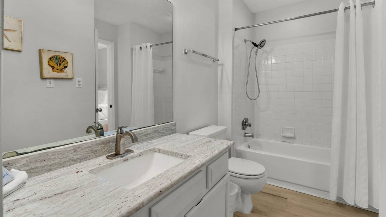 Eastern Shores 215 Eastern Shores 215