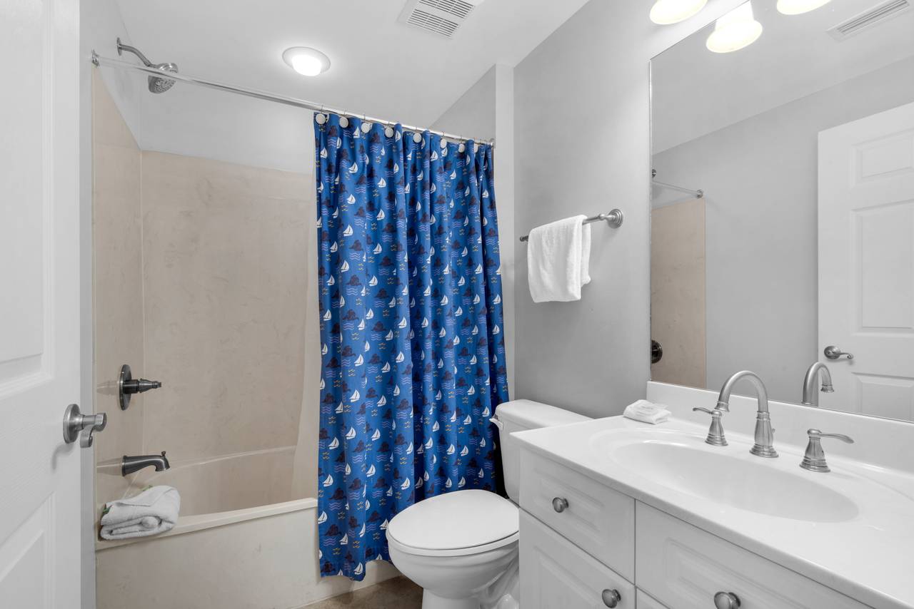 The Village Unit 412 Bathroom The Village Unit 412 Bathroom