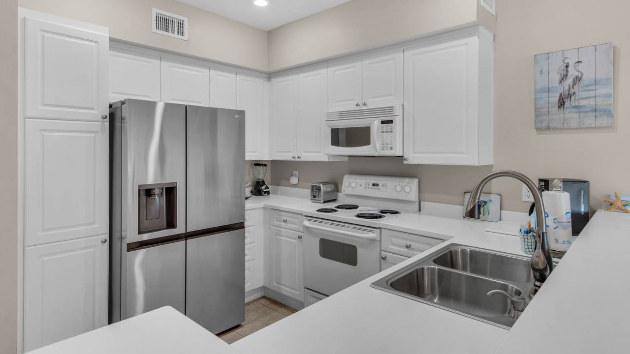 The Village Unit 412 Kitchen Area The Village Unit 412 Kitchen Area