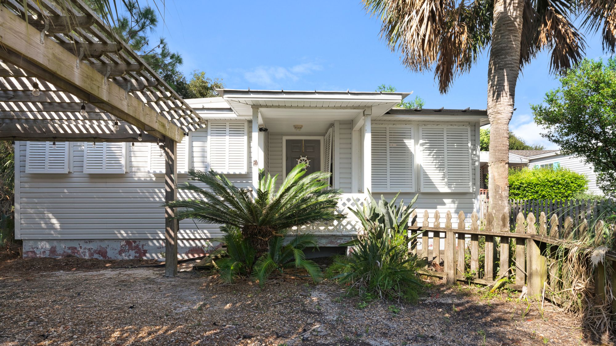 Vintage Waves Exterior