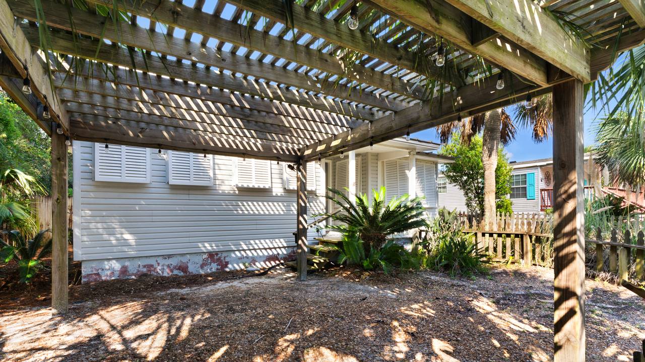 Vintage Waves Parking Area Vintage Waves Parking Area