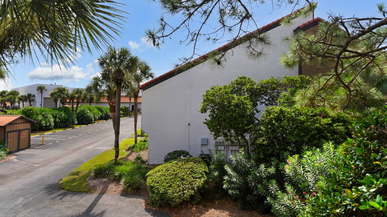 Edgewater Golf Villa Exterior Edgewater Golf Villa Exterior