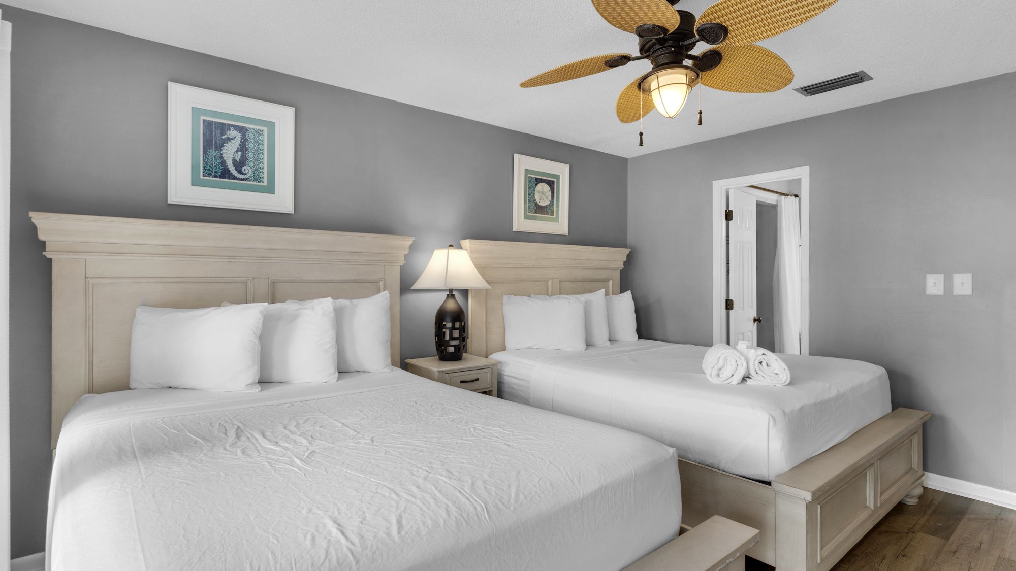 Edgewater Golf Villa 707 Bedroom