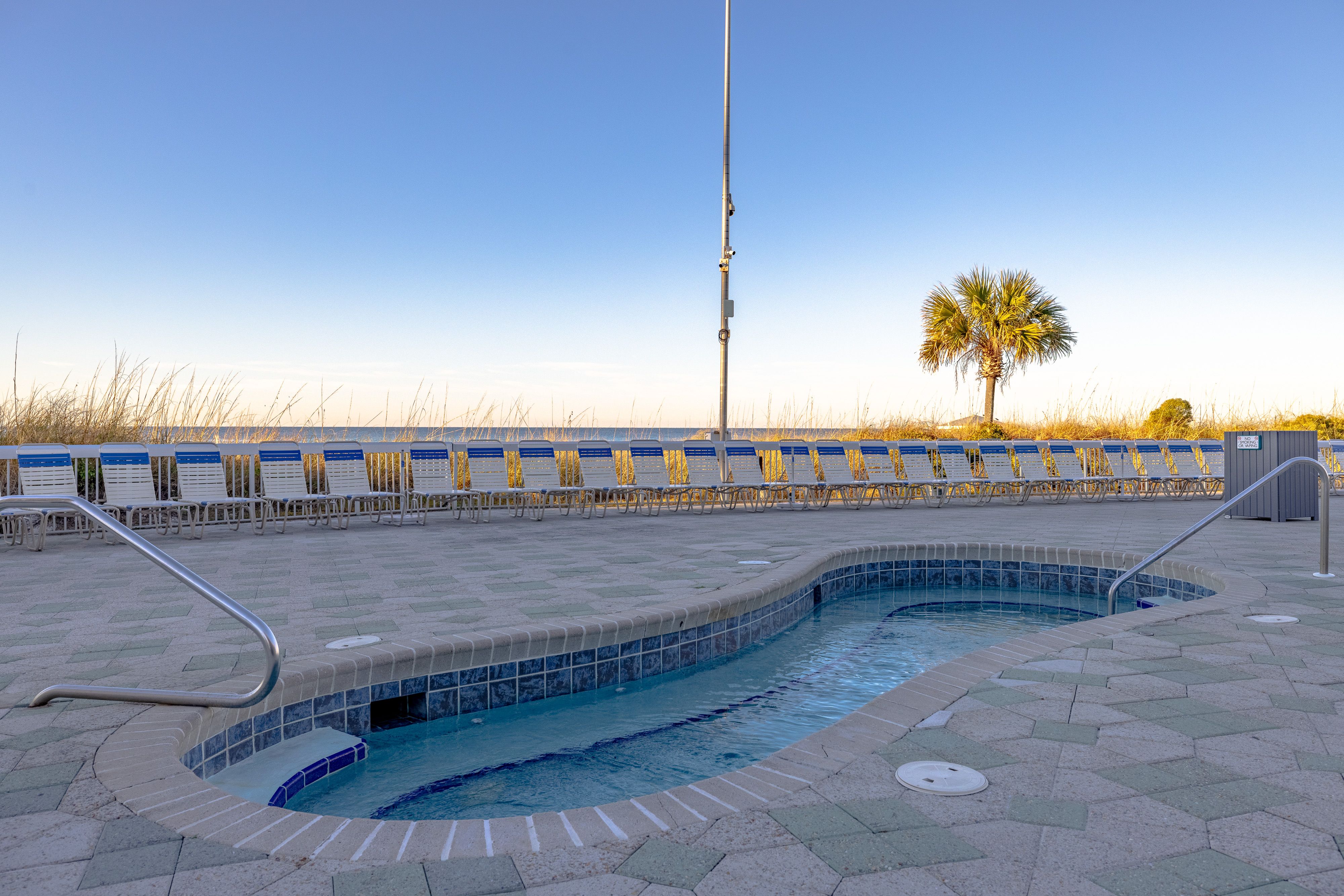 Edgewater Towers Amenities