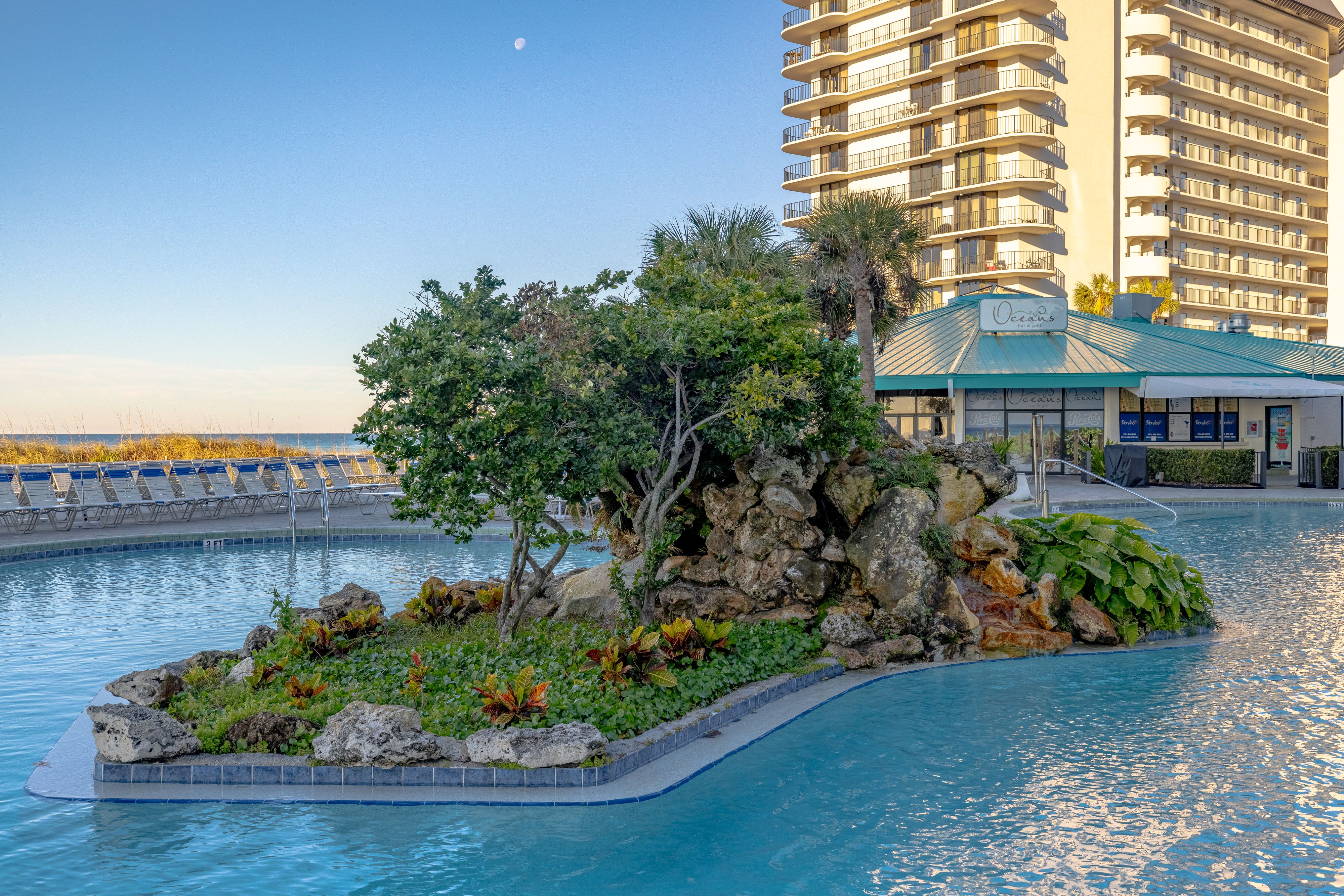 Edgewater Towers Amenities