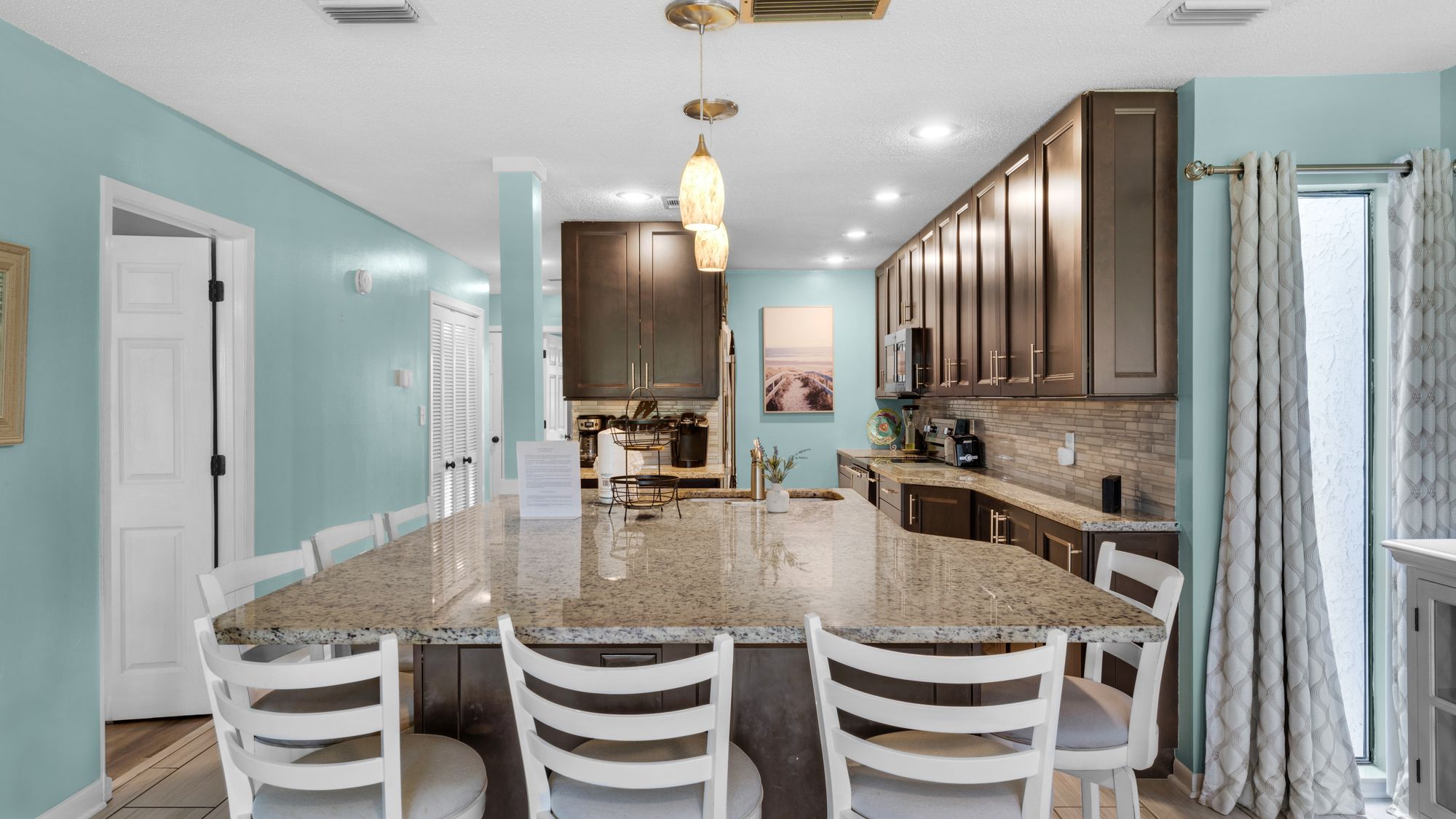 Edgewater Golf Villa 707 Dining Area