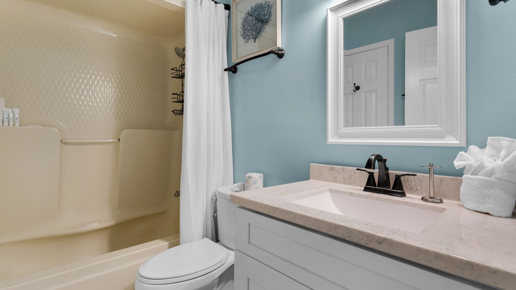 Edgewater Golf Villa 707 Bathroom