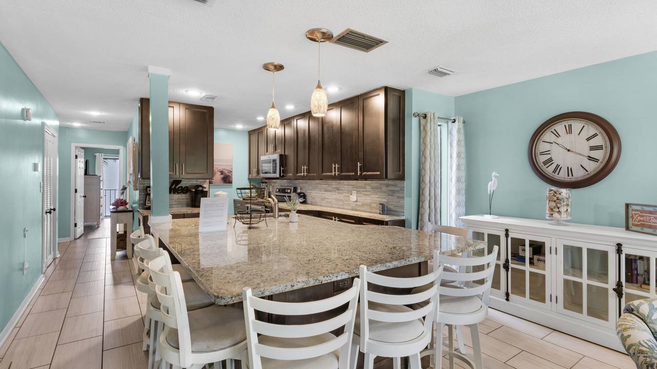 Edgewater Golf Villa 707 Dining Area Edgewater Golf Villa 707 Dining Area