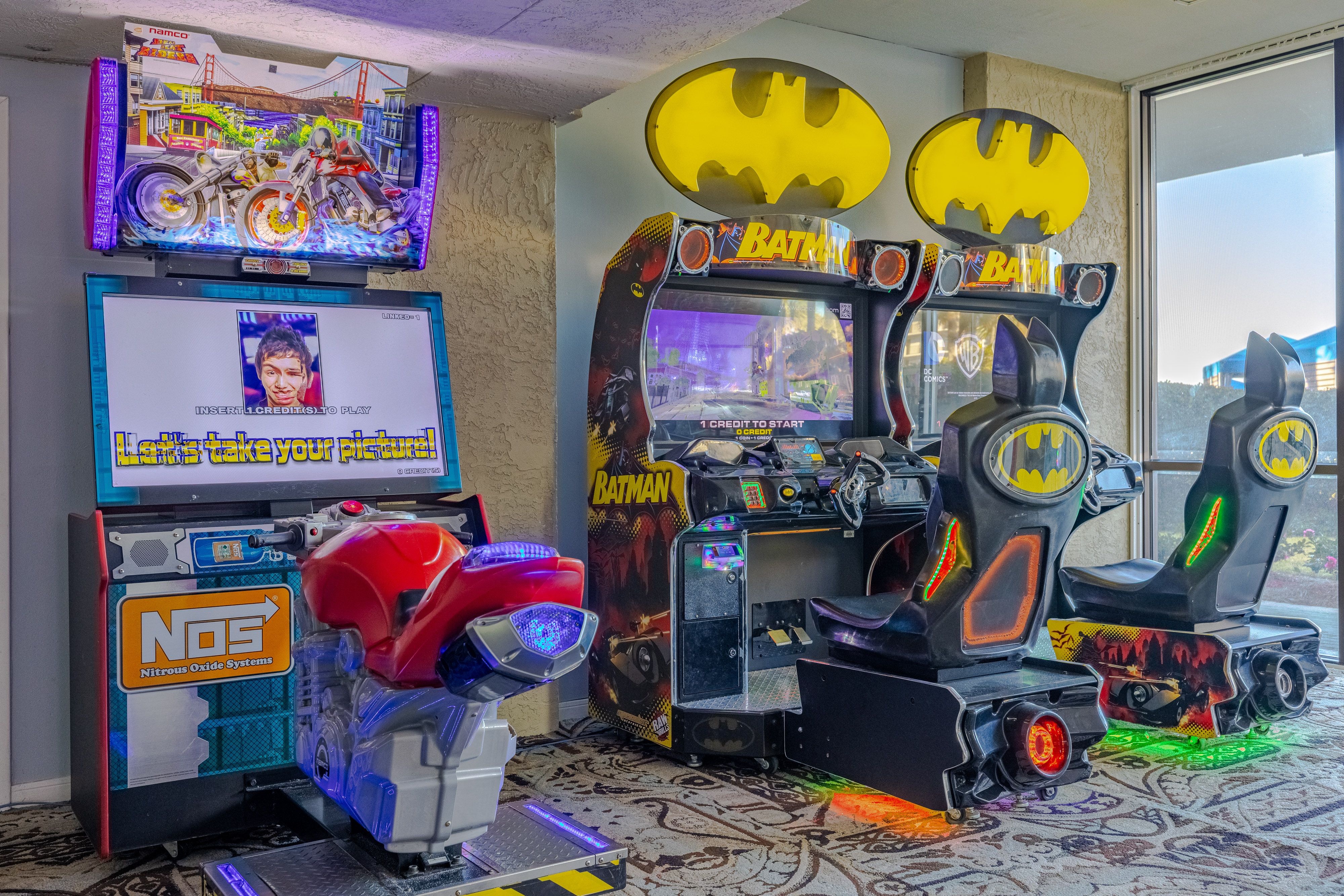 Edgewater Towers Amenities