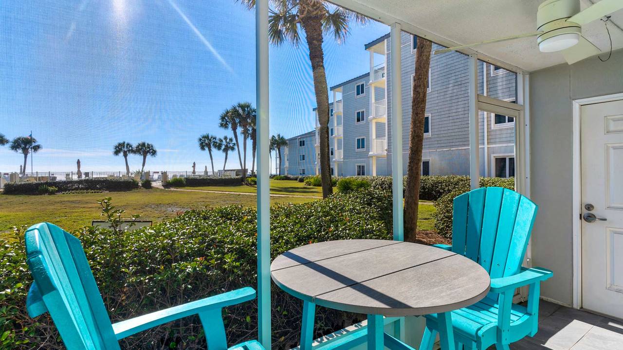 Sand Cliffs 108 Patio Area Sand Cliffs 108 Patio Area