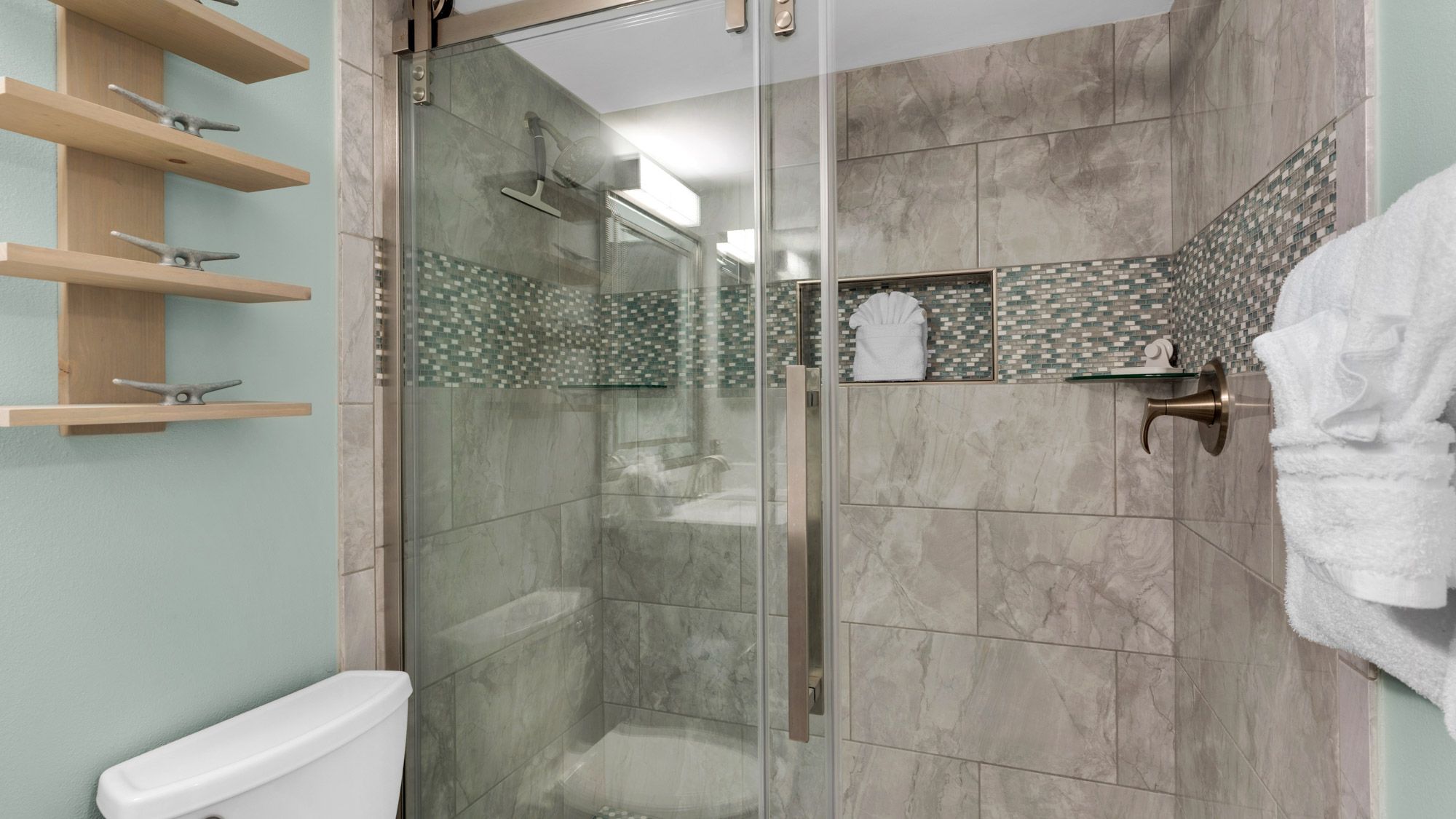 Sand Cliffs 108 Bathroom