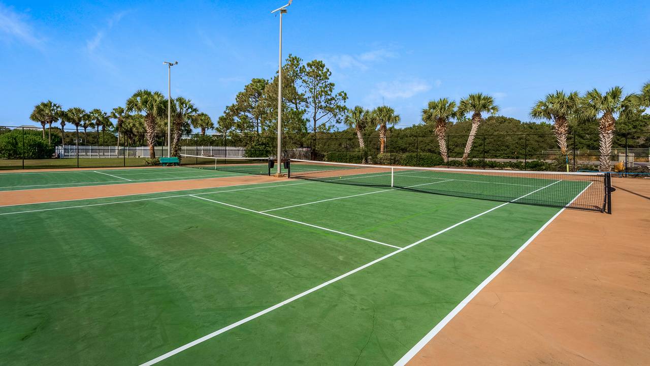 Sand Cliffs Grounds & Amenities Sand Cliffs Grounds & Amenities