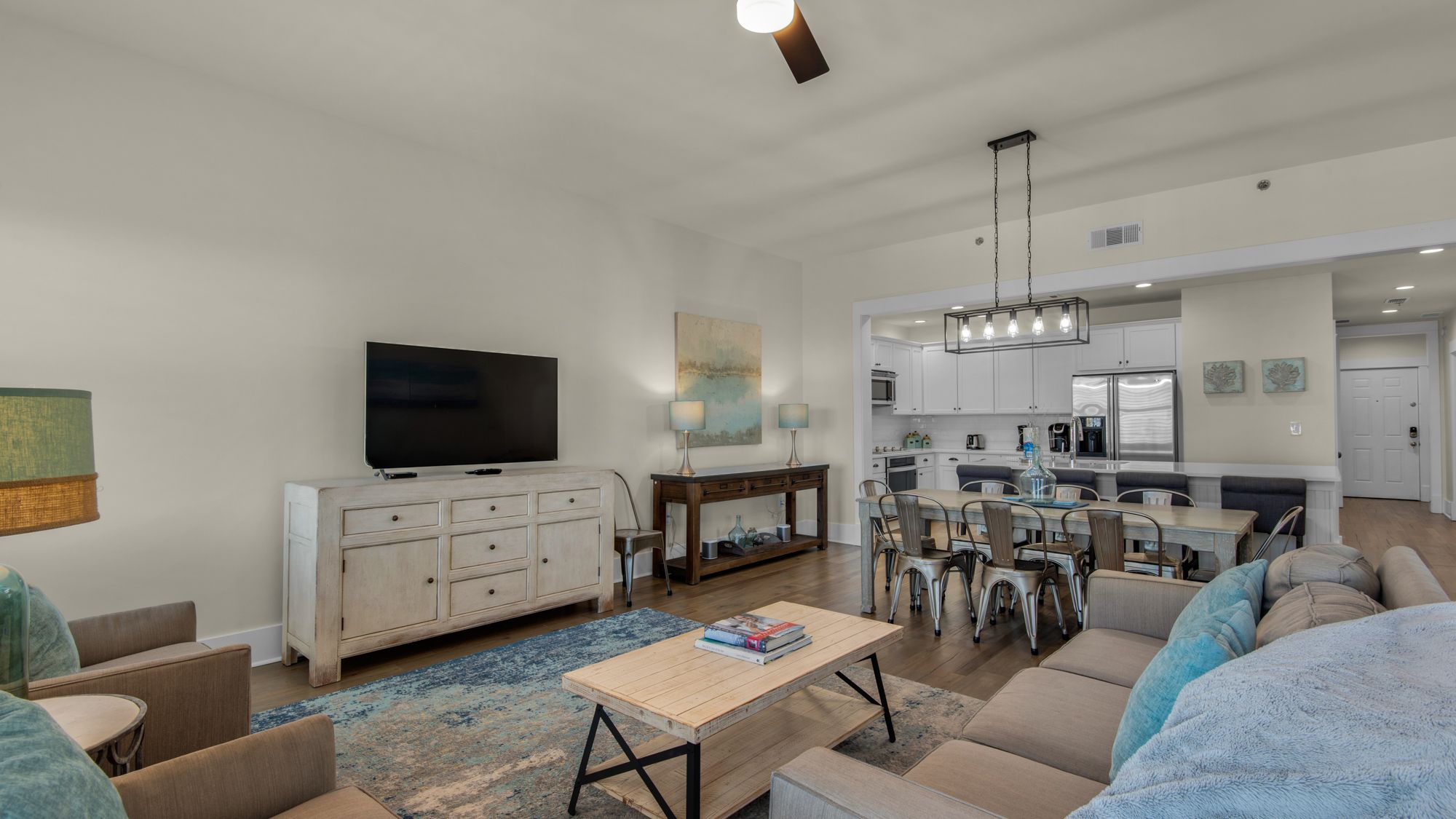 Redfish Village M-2 422 - Deja Blue Living area