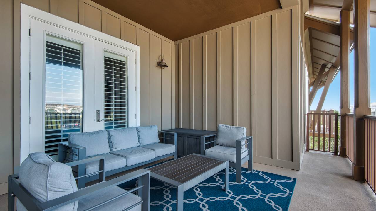 Redfish Village M-2 422 - Deja Blue Deck area Redfish Village M-2 422 - Deja Blue Deck area