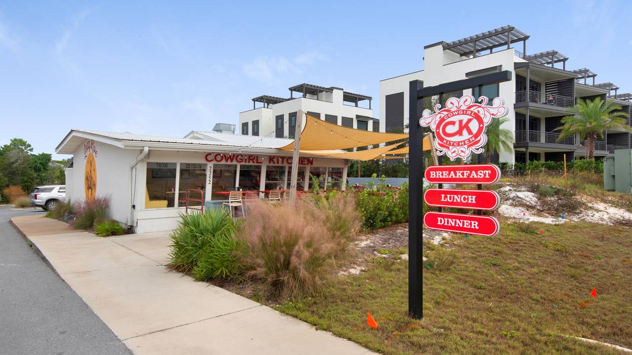 Redfish Village - Cowgirl kitchen Redfish Village - Cowgirl kitchen