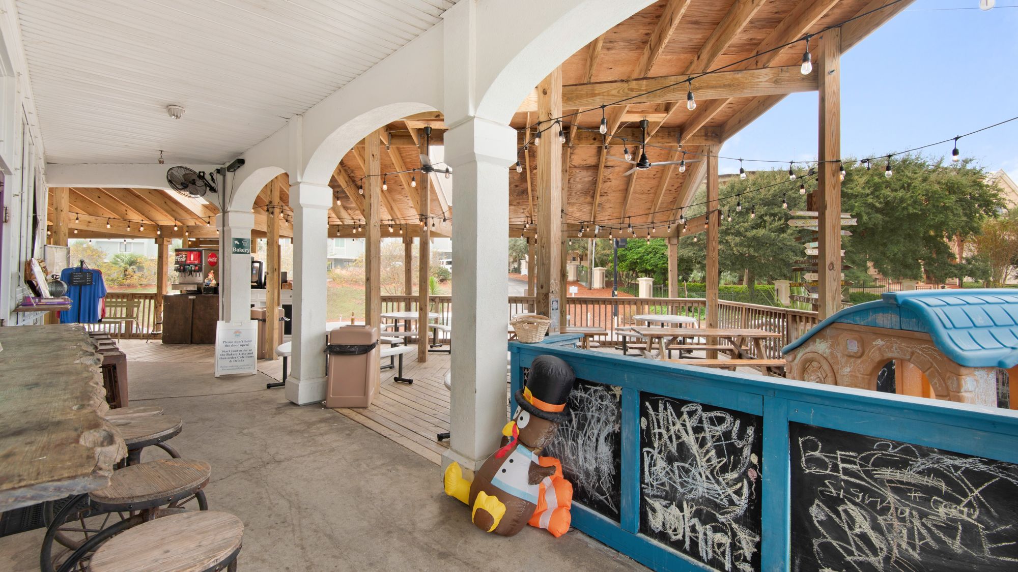 Blue Mountain Beach Creamery