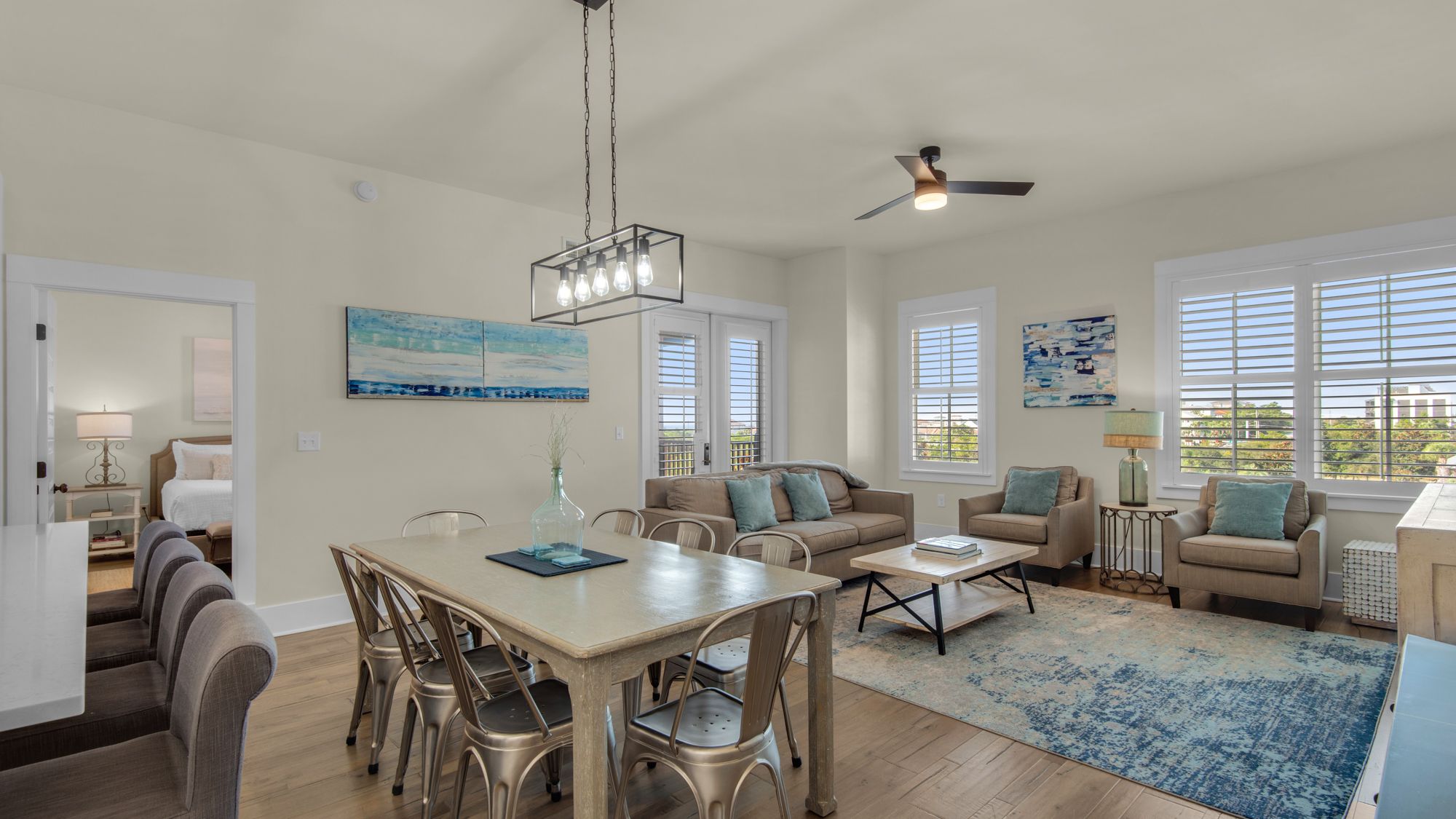 Redfish Village M-2 422 - Deja Blue Dining & Living area