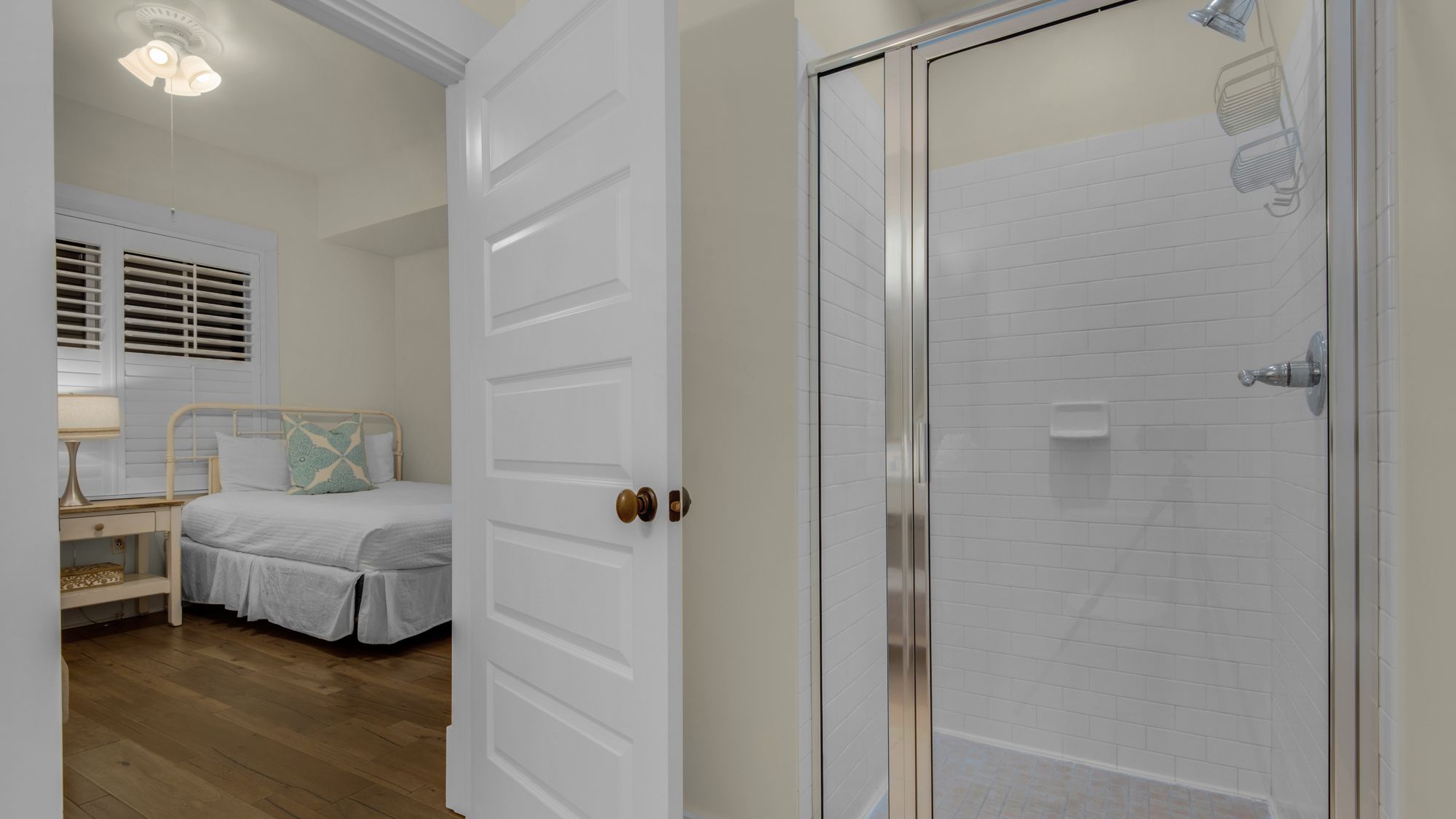 Redfish Village M-2 422 - Deja Blue Bedroom 2 bathroom