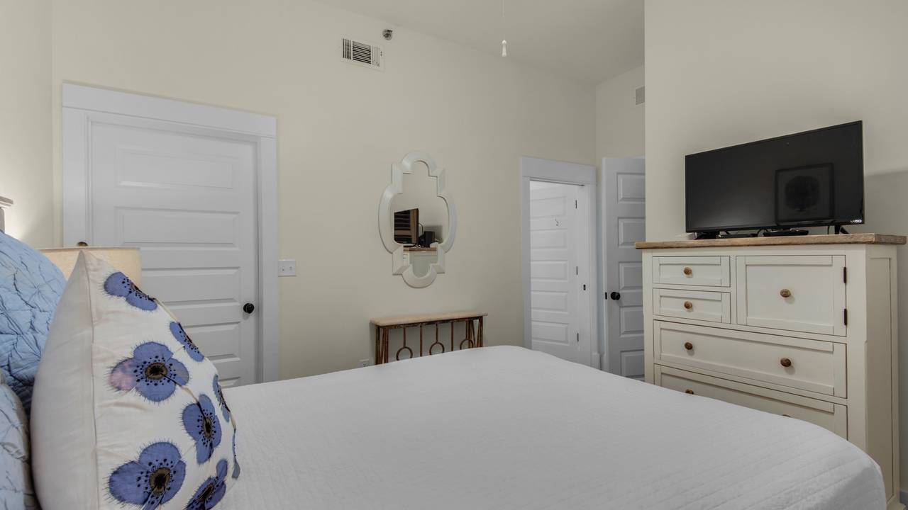 Redfish Village M-2 422 - Deja Blue Bedroom 3 Redfish Village M-2 422 - Deja Blue Bedroom 3