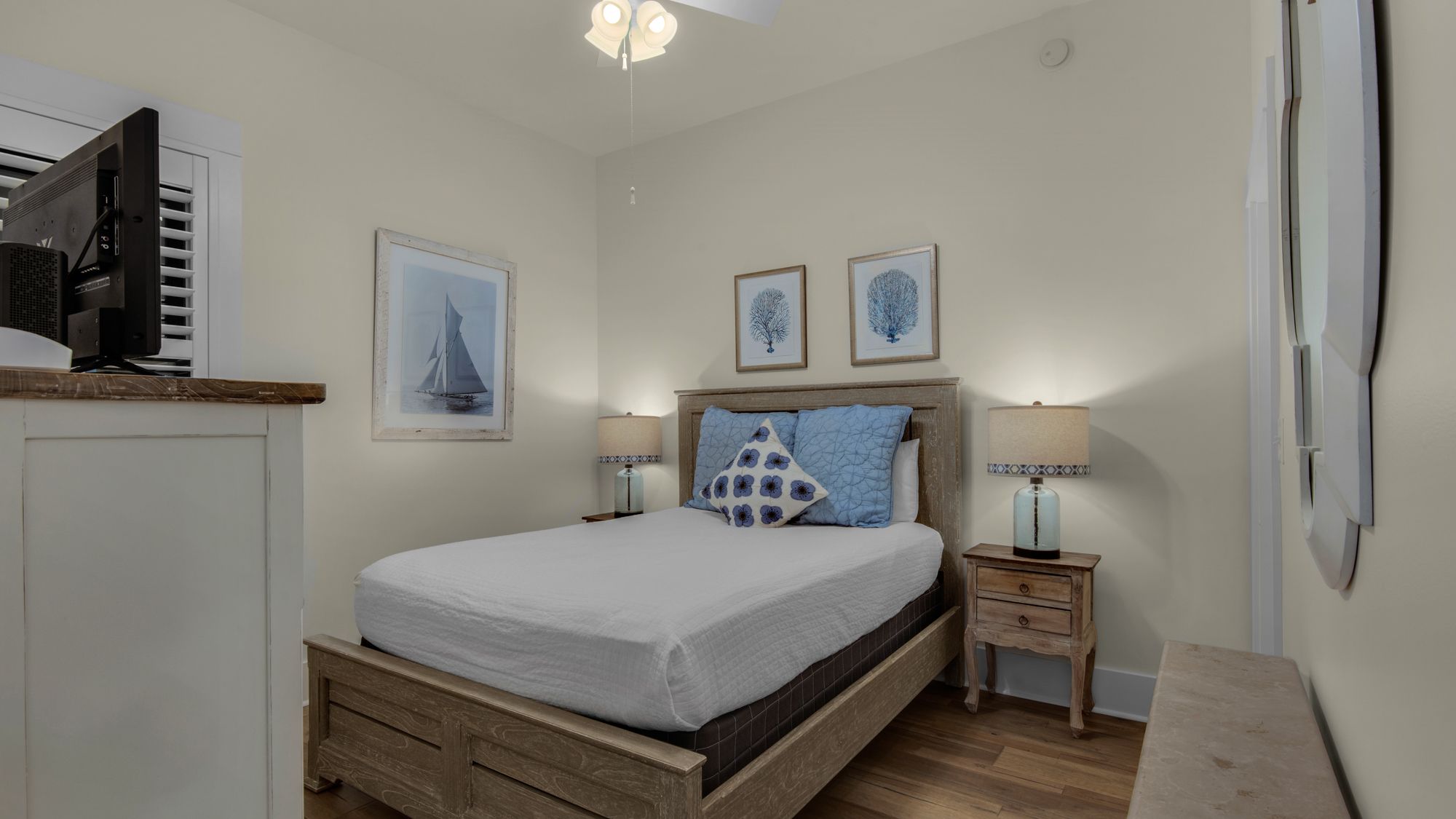 Redfish Village M-2 422 - Deja Blue Bedroom 3