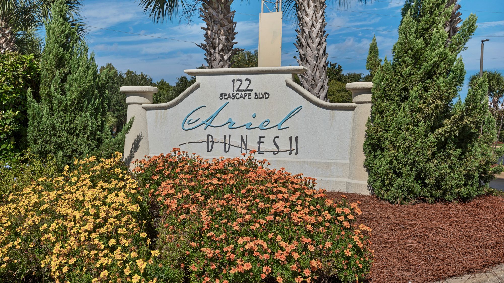 Ariel Dunes Exterior