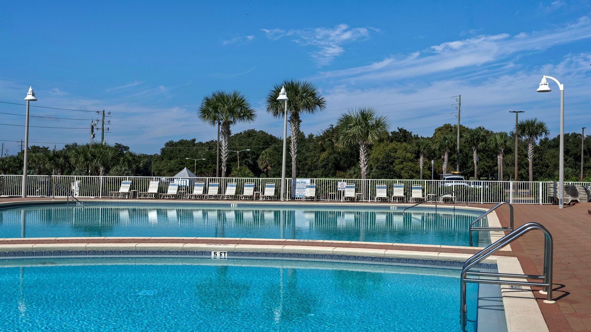 Ariel Dunes Pool area