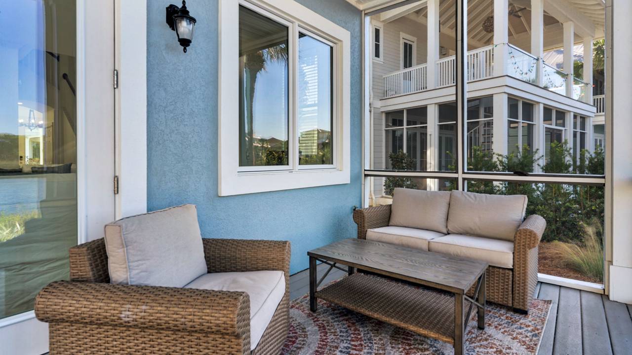 Vitamin Sea - Screened back balcony Vitamin Sea - Screened back balcony