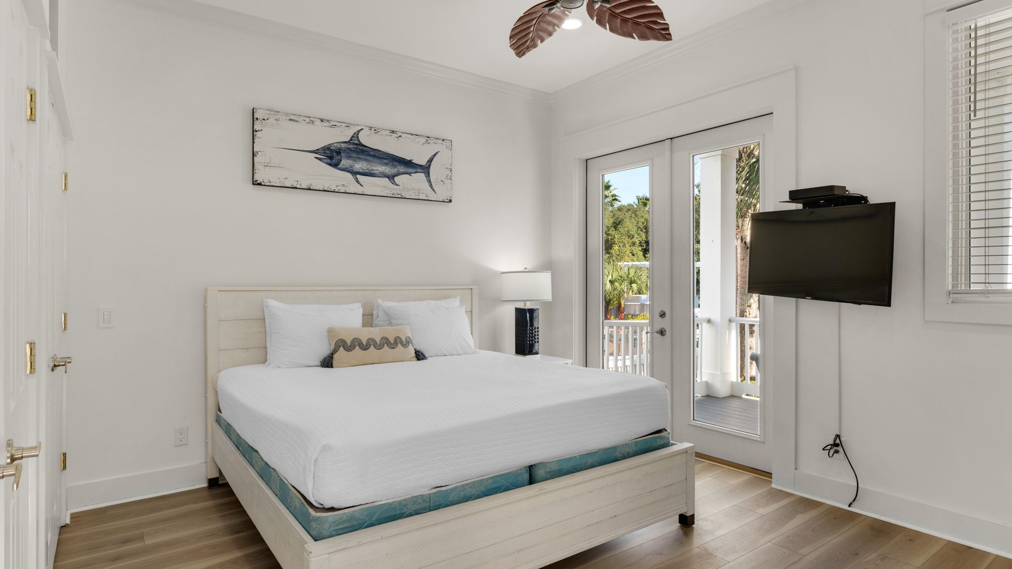 Vitamin Sea - 1st Floor Bedroom