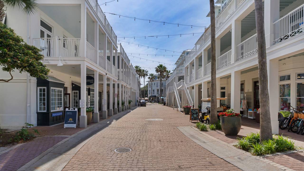 Carillon Beach Market Street Carillon Beach Market Street