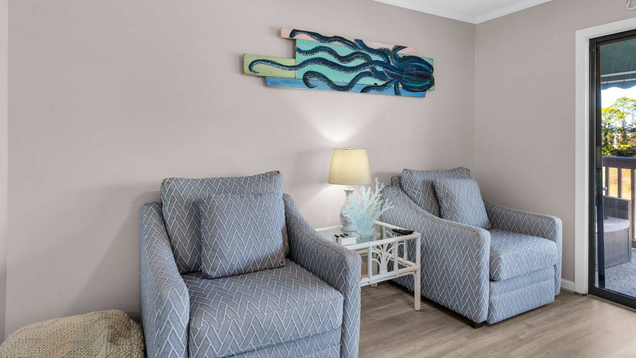 St Thomas Square 109 - Living Area St Thomas Square 109 - Living Area