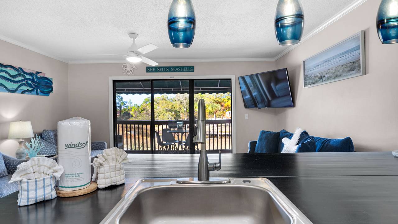 St Thomas Square 109 - Kitchen St Thomas Square 109 - Kitchen