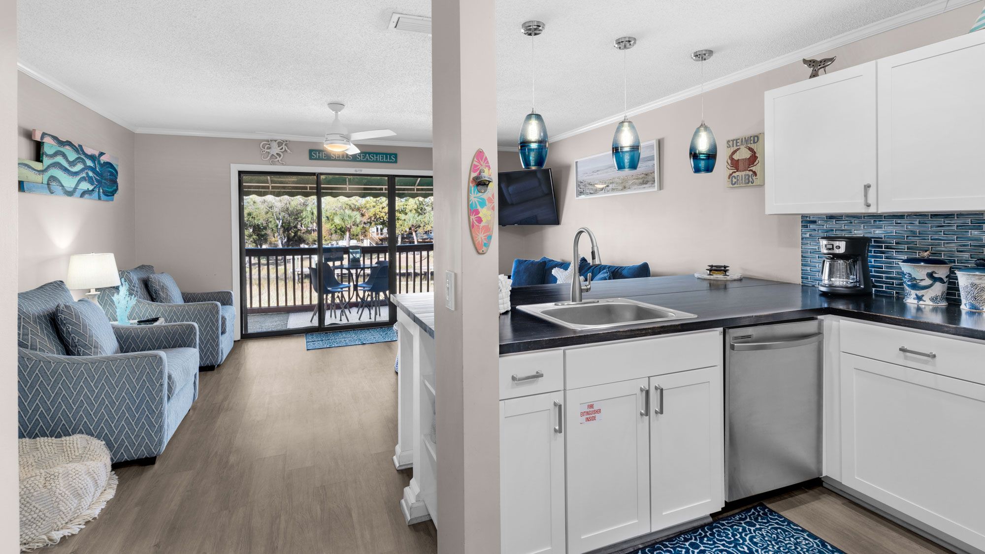 St Thomas Square 109 - Kitchen & Living Area