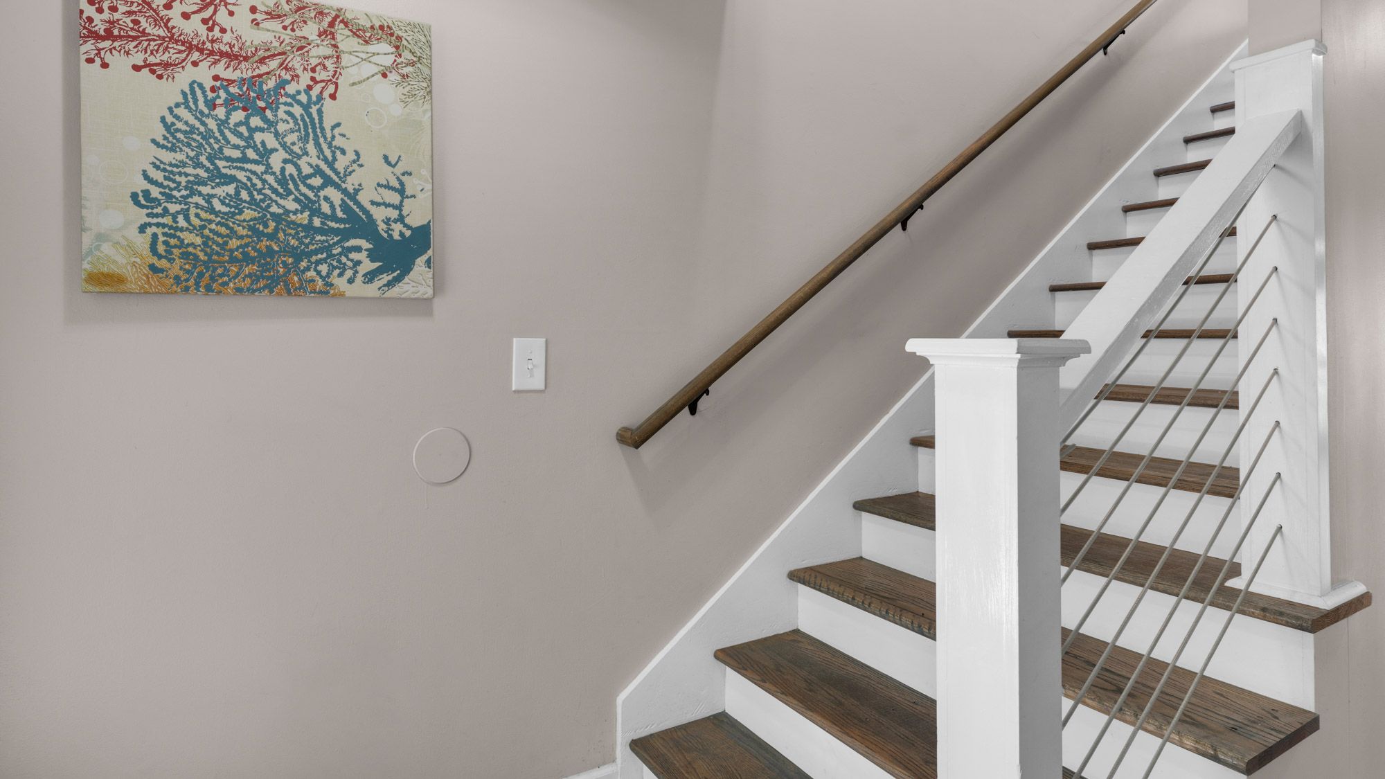 St Thomas Square 109 - Upstairs