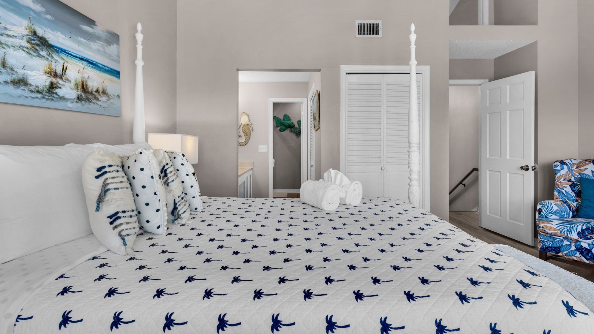 St Thomas Square 109 - Master Bedroom