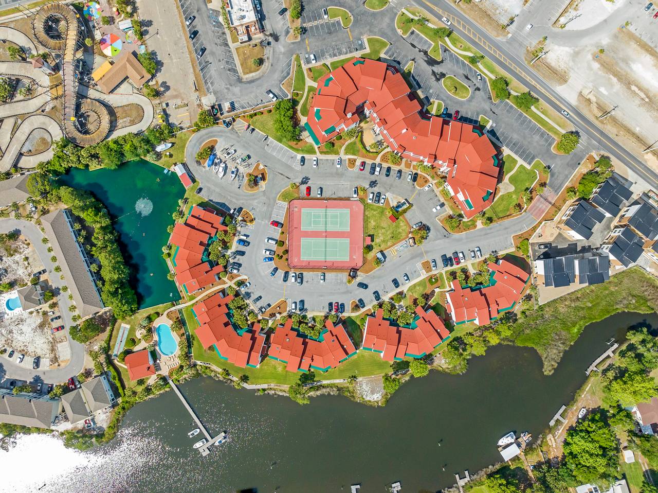 St Thomas Square - Aerial Shot St Thomas Square - Aerial Shot