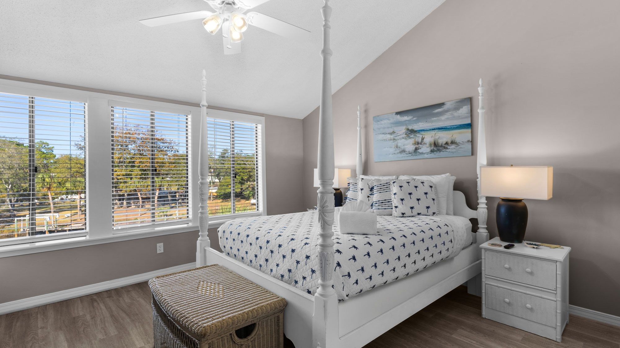 St Thomas Square 109 - Master Bedroom