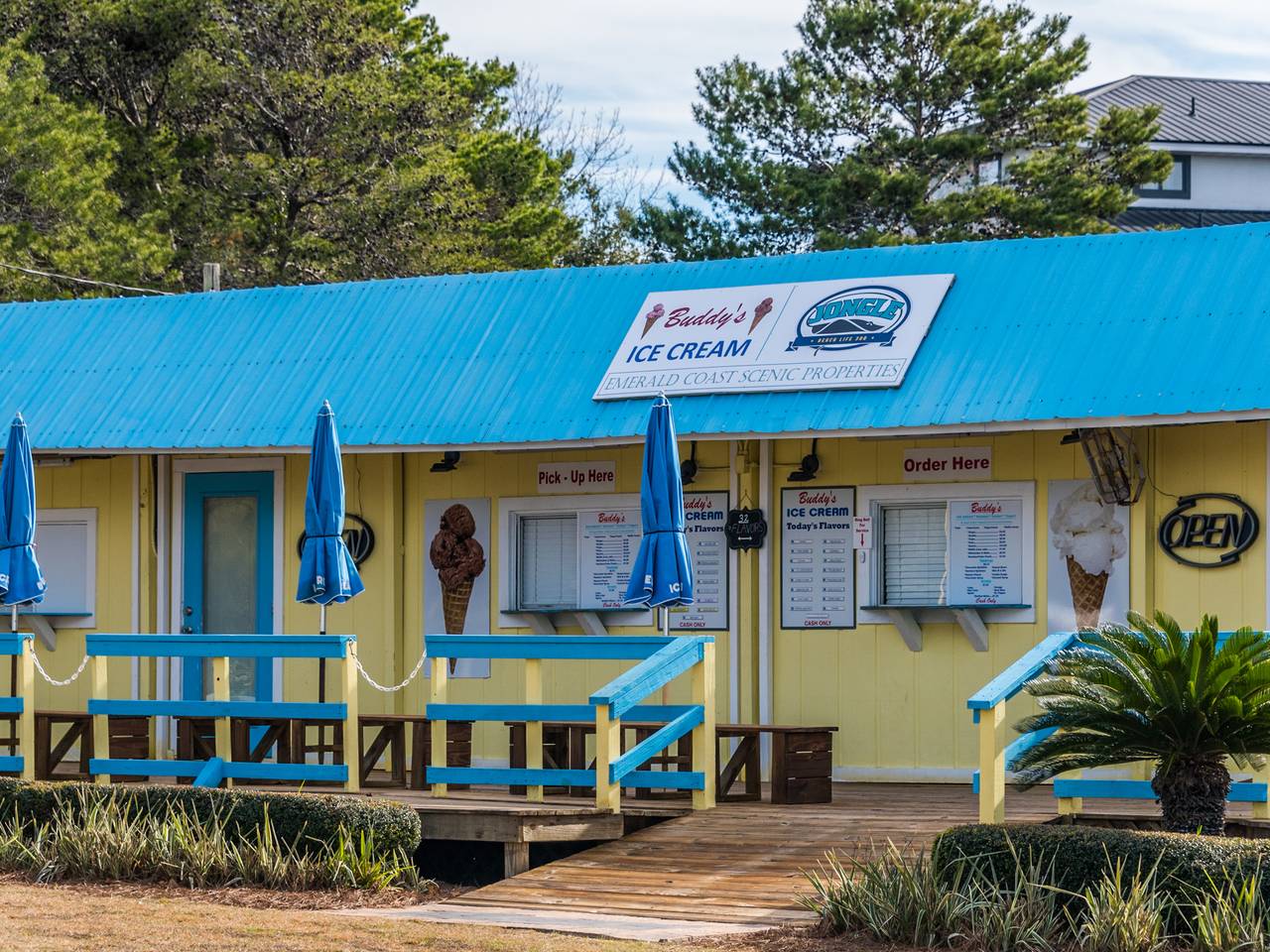 Dune Allen Grounds & Amenities Dune Allen Grounds & Amenities