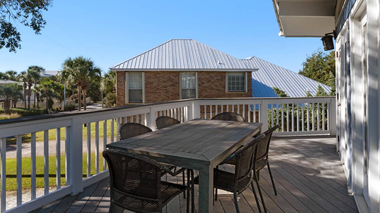 All Decked Out on 30A - 2nd Level Outdoor Dining Area All Decked Out on 30A - 2nd Level Outdoor Dining Area