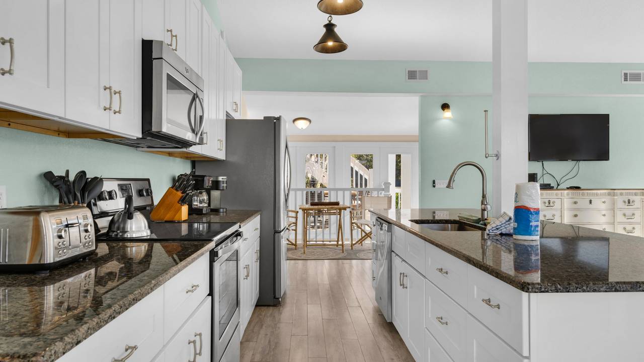 All Decked Out on 30A - 2nd Level Kitchen Area All Decked Out on 30A - 2nd Level Kitchen Area