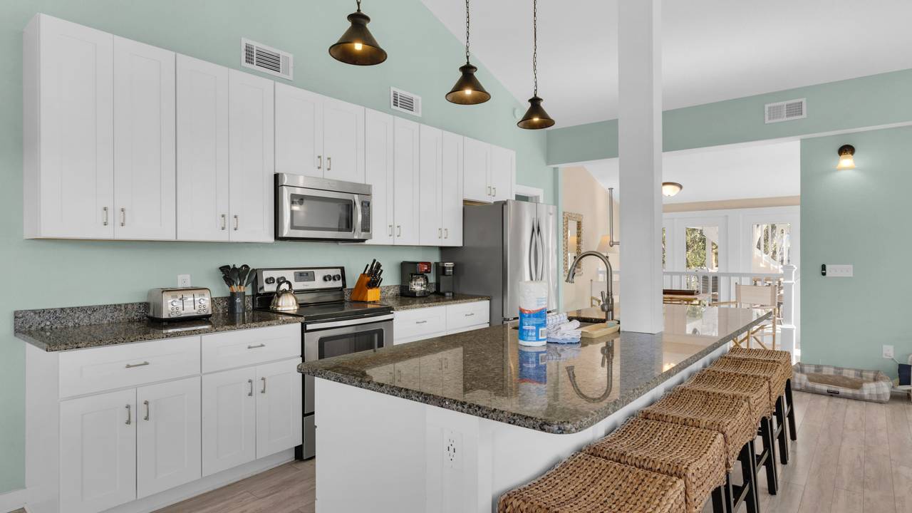 All Decked Out on 30A - 2nd Level Kitchen Area All Decked Out on 30A - 2nd Level Kitchen Area