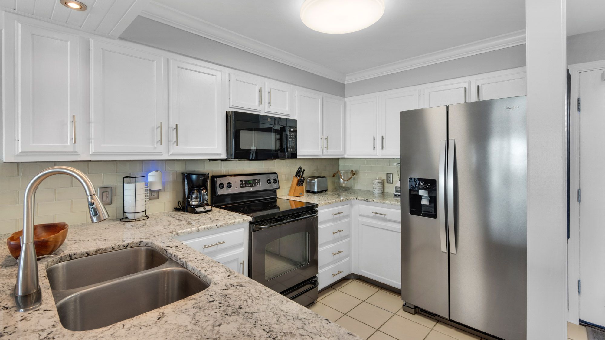 Costa Del Sol C1 - Kitchen Area