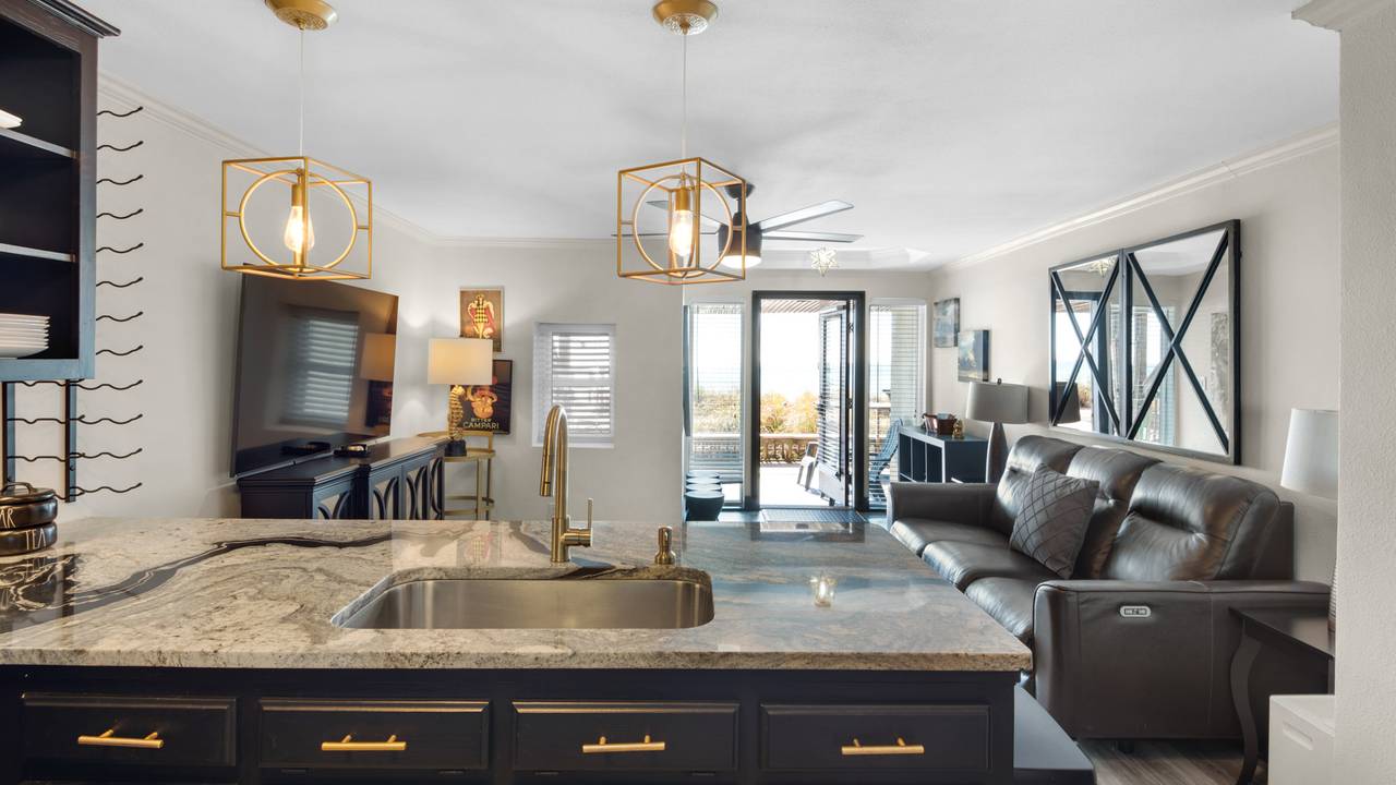 Costa Del Sol C1 - Ground Level Kitchen & Living Area Costa Del Sol C1 - Ground Level Kitchen & Living Area