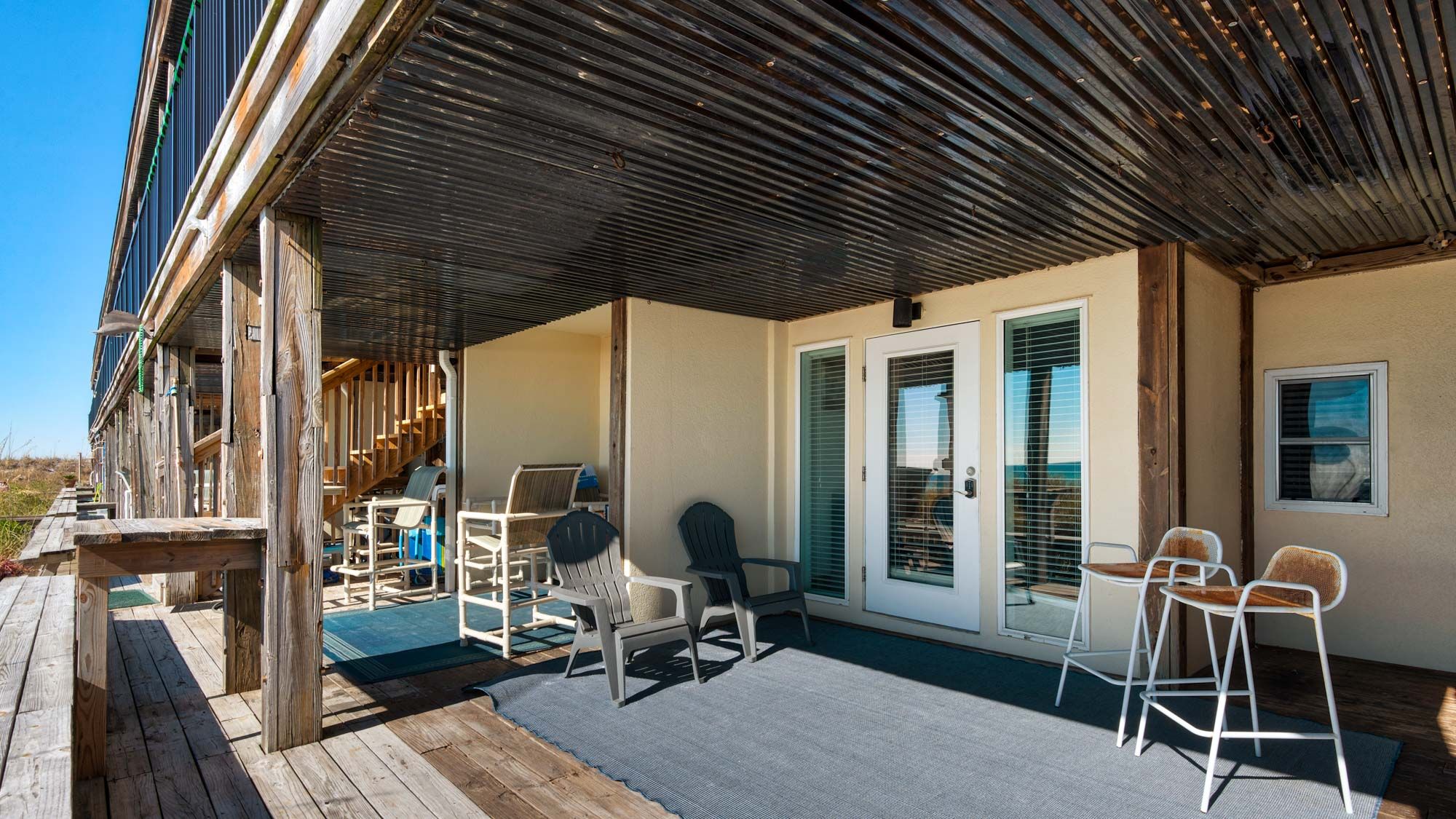 Costa Del Sol C1 - Ground Level Porch Area