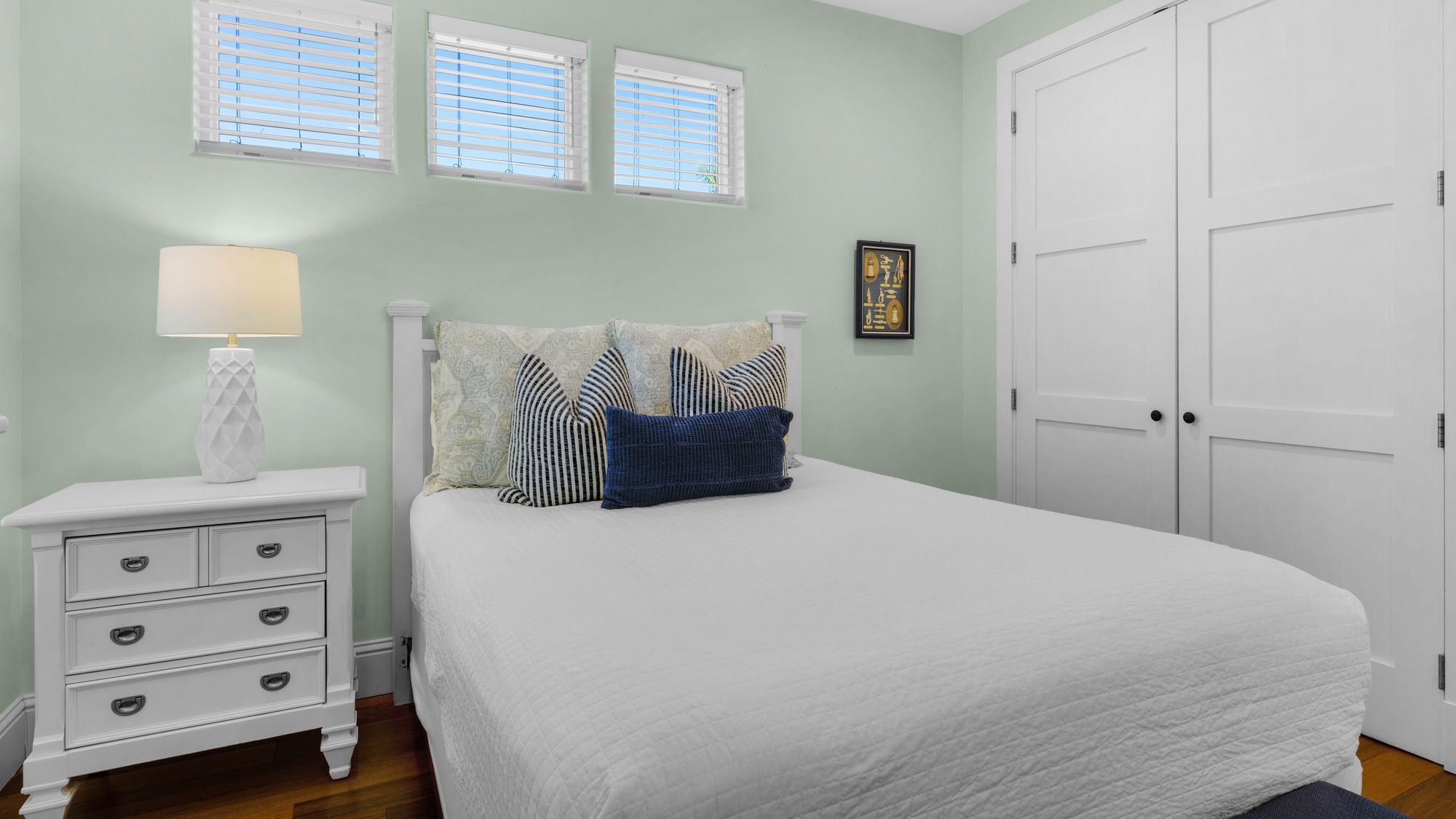 448 Beach Bike Way - 2nd Floor Queen Bedroom