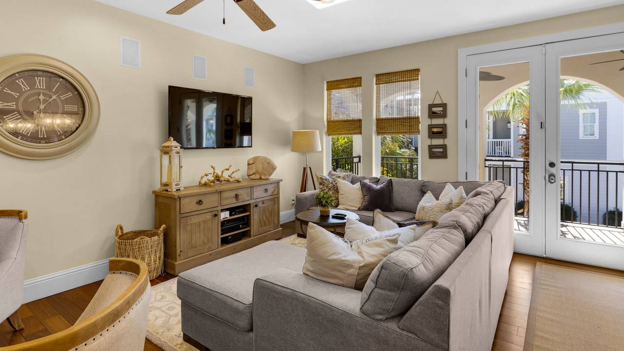 448 Beach Bike Way - 2nd Floor Living Area 448 Beach Bike Way - 2nd Floor Living Area