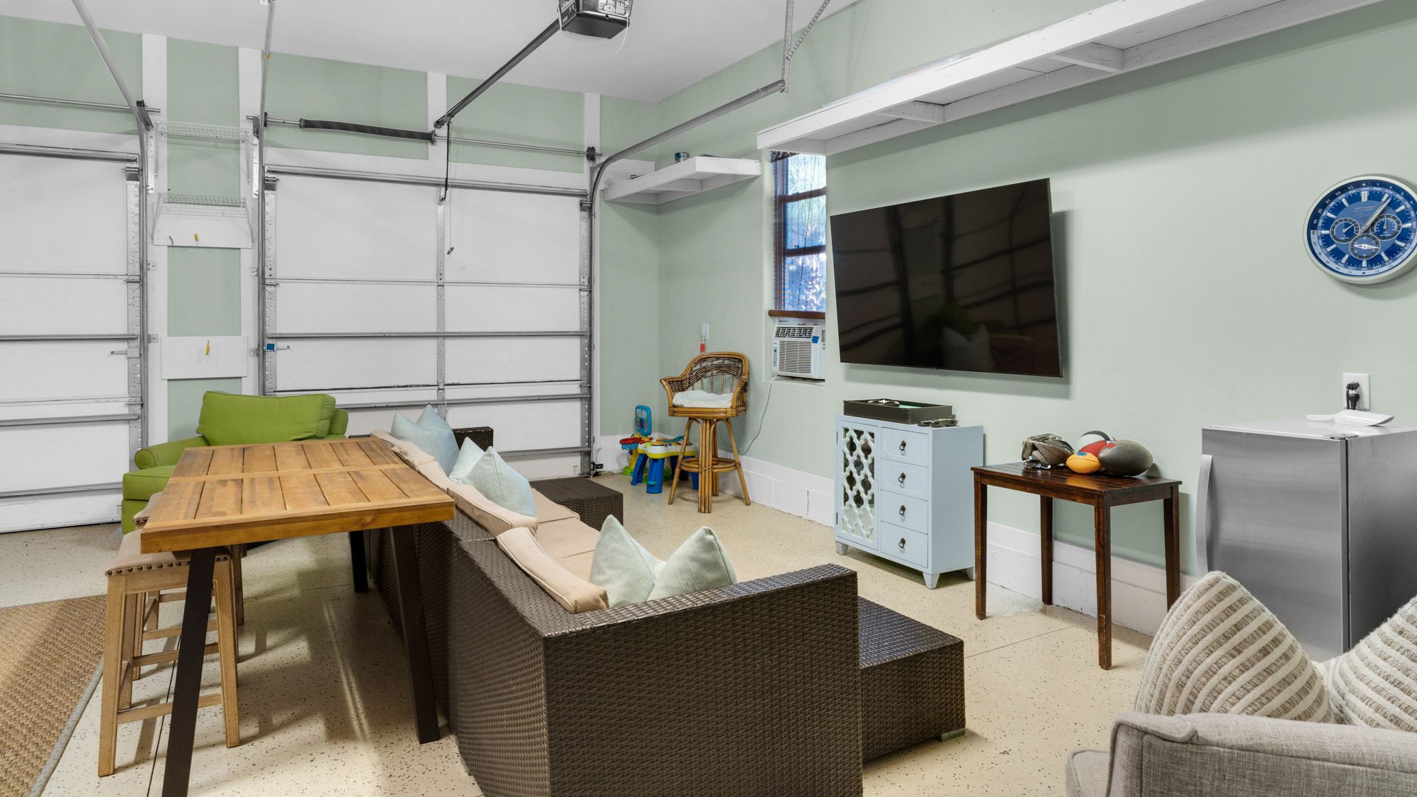 448 Beach Bike Way - Game Room