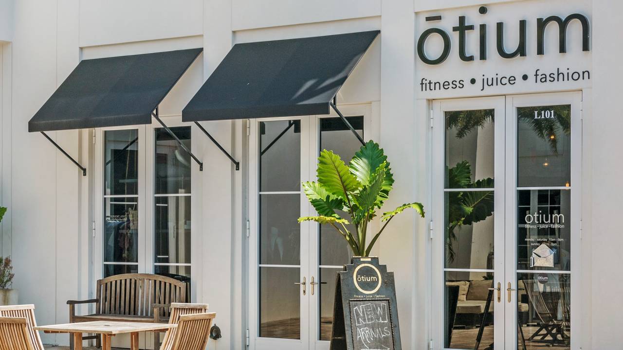 30Avenue Grounds & Amenities 30Avenue Grounds & Amenities